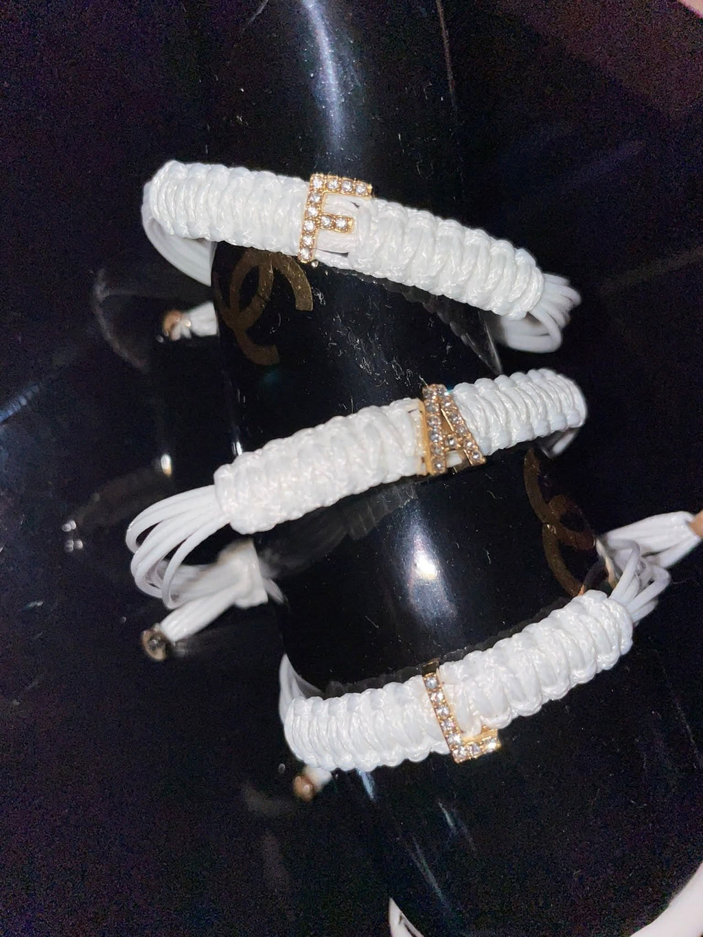✨ Bracciale Personalizzabile con Lettera e Charm – Maison C