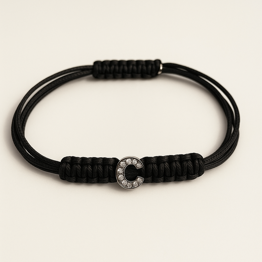 ✨ Bracciale Personalizzabile con Lettera e Charm – Maison C